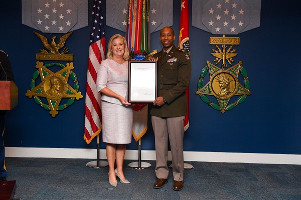 MAJ Middlebrooks ’10 Receives Department of the Army Pace Award