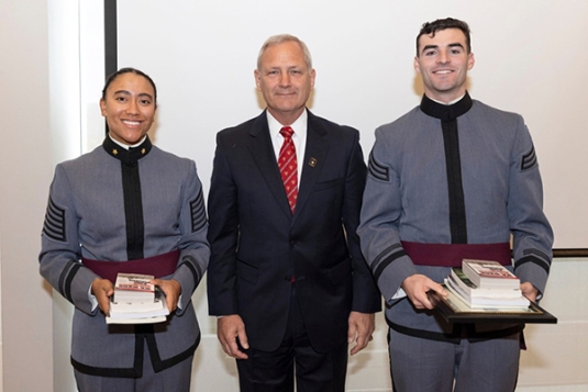 CDTs Gabriella Sorrentino '25 and Isaiah McNeilly '25 receive Hal Moore Award